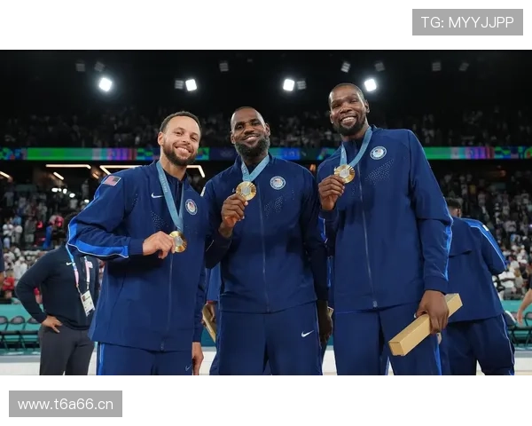 NBA赛场风云再起群星对决焦点战绩引爆季后争夺格局全面升级态 - 副本 (2)